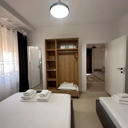 Margi Rooftop * Vlorë