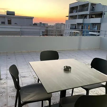 Margi Rooftop 公寓 *