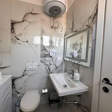 Margi Rooftop * Vlore