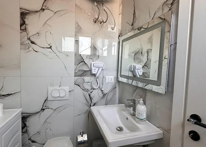 Margi Rooftop * Vlorë